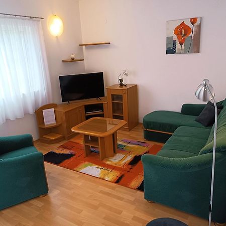 Apartments Lupus Vodice Eksteriør billede