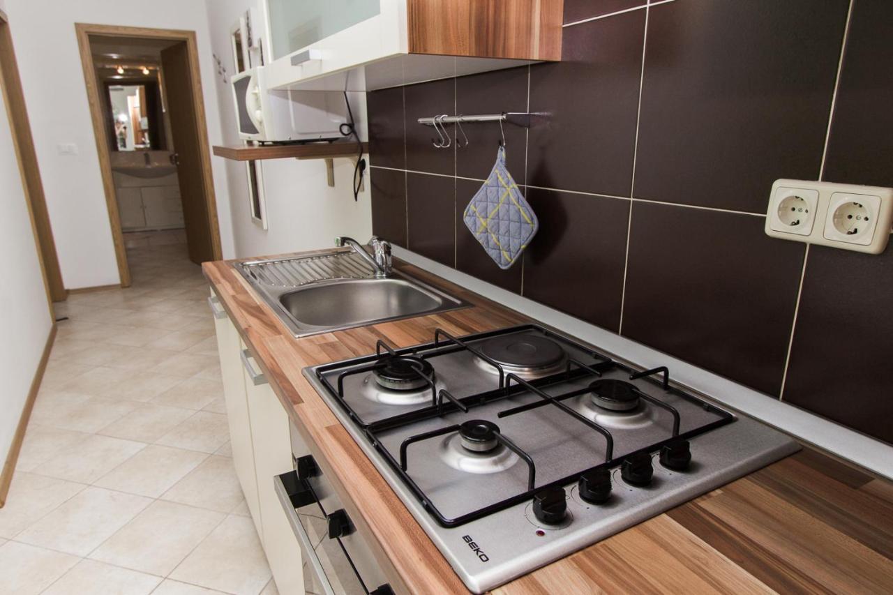 Apartments Lupus Vodice Eksteriør billede