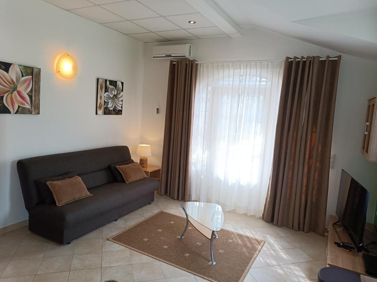 Apartments Lupus Vodice Eksteriør billede